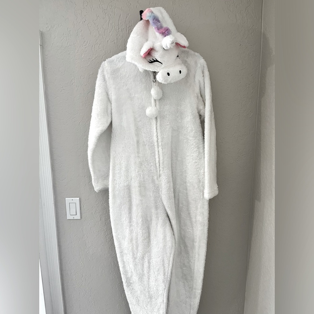 FRANCESCA’S UNICORN ONESIE